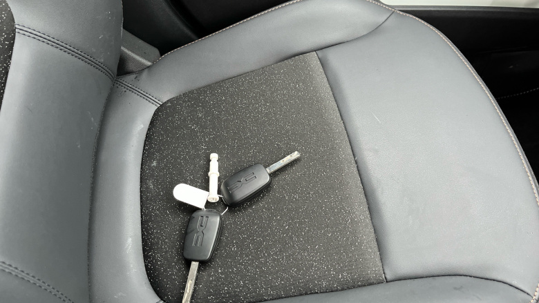 Dacia Spring 27kWh Extreme 65 48kW 5dr Auto Electric Hatchback